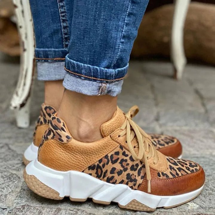 GRACE– BOLD WEDGE SNEAKERS